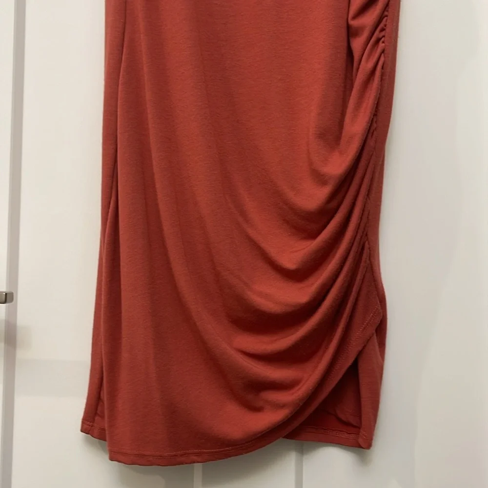 Form Fitting Rouched Slit Midi Dress - Picture 4 of 8